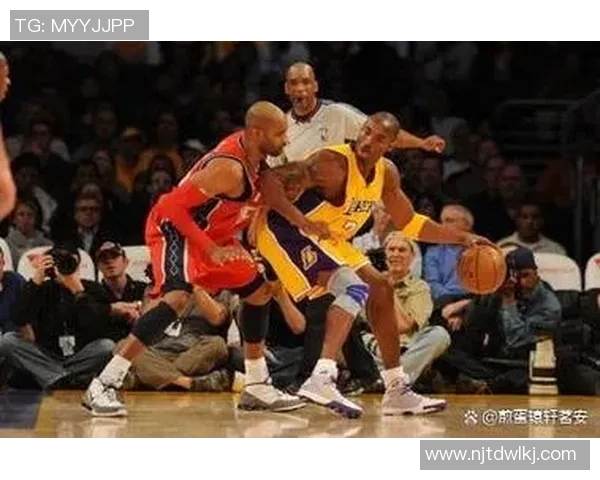 西部排名又变了：湖人创NBA奇迹，马刺收大礼，3队排名互换